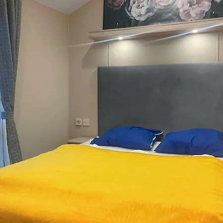 Кемпинг Amazing Stacaravan In