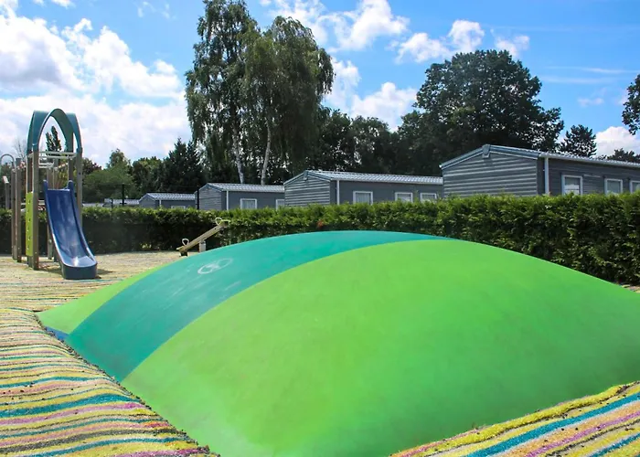 Amazing Stacaravan In 3* Harderwijk